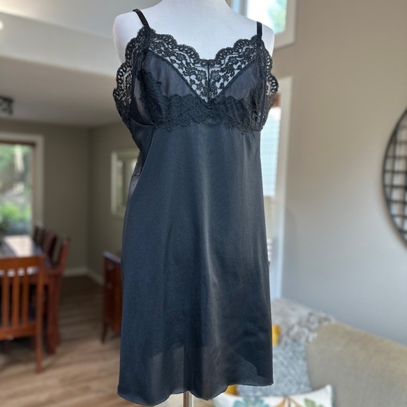 Vintage black slip chemise nighty SZ 38 - Picture 1 of 9